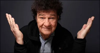 Robert Charlebois a chanté "Ordinaire".