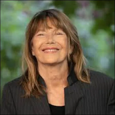 Actrice, chanteuse, scénariste et réalisatrice britannico-française, Jane Birkin (1946-2023) a eu trois filles. Laquelle a-t-elle eue avec Serge Gainsbourg, en 1971 ?