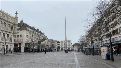 Quelle est cette ville de 42 900 habitants, centre d'une agglomération de plus de 200 000, traversée par l'Escaut ?