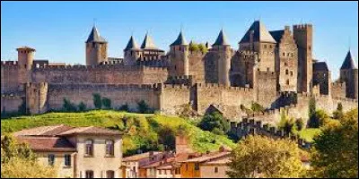De quel département Carcassonne est-elle le chef lieu ?