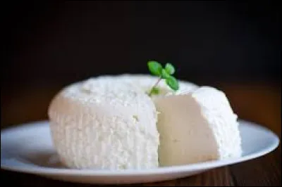 Comment s'appelle le fromage le plus connu de la Corse ?