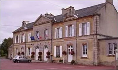 Ancienne commune de l'arrondissement de Bayeux, Écrammeville se situe dans le département ...