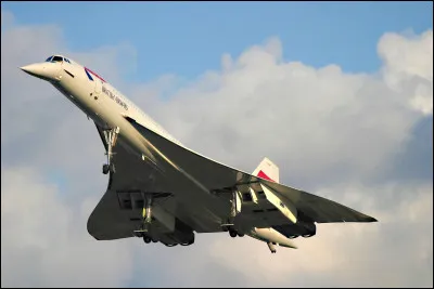 Quelle était cette marque française d'aéronautique créée en 1957, célèbre pour ses avions Caravelle et Concorde mais aussi ses hélicoptères Alouette et Puma, elle disparaît en 1970 dans la fusion Aérospatiale ?