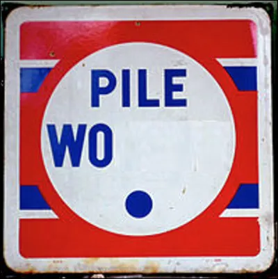 Quelle était cette marque française de piles électriques créée en 1914 et qui rate dans les années 1970 sa reconversion vers les piles alcalines, elle disparaît en 1994 ?