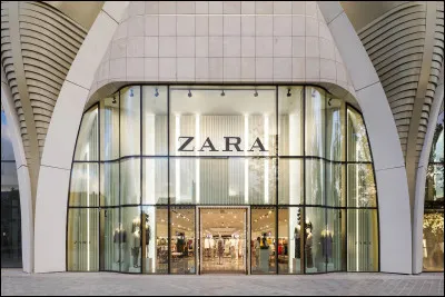 Enfin dernière question ! Zara est principalement une marque de...