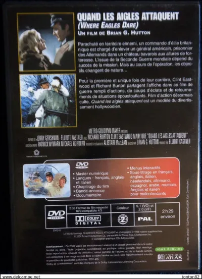 C'est Clint Eastwood qui accompagne Richard Burton dans le film "Quand les aigles attaquent".