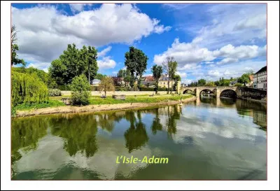 Avec ses passerelles, ses ponts, sa plage, ses bords de l'Oise, sa forêt et dernièrement son port fluvial de plaisance, l'Isle-Adam est la seule commune du Val d'Oise à figurer dans l'un des guides édités par Michelin. Lequel d'après vous ?