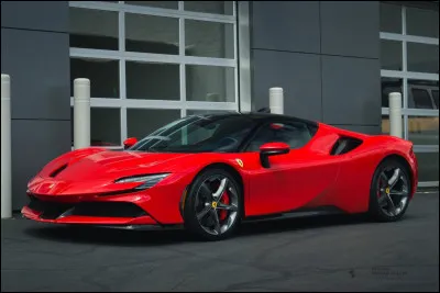 On a beaucoup entendu ce titre cette année ! Mais qui sont les deux chanteurs présents sur "Spider" ?