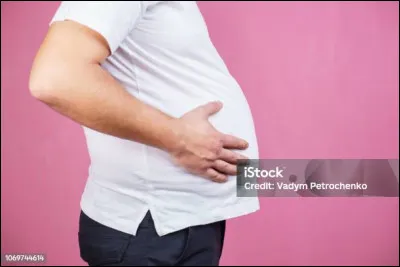 D'après les dires prêtés injustement à Marie-Antoinette, à défaut de pain, que devra manger le peuple ?