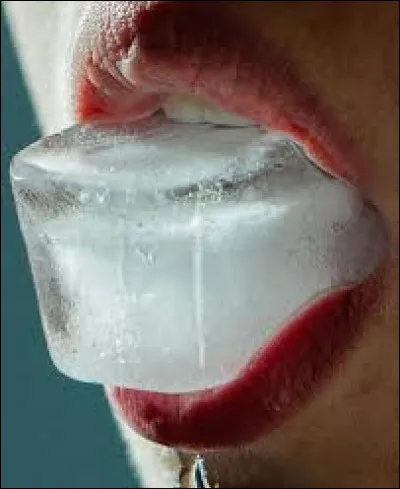 Le nombre de faces dont est constitué un cube correspond à :