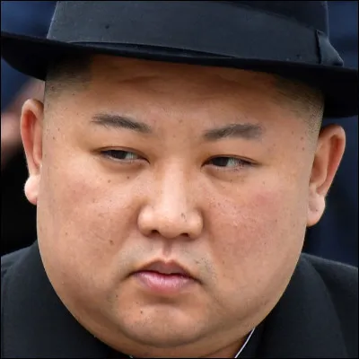 Combien de soldats sa grandeur Kim Jong Un (et j'en retiens deux ?) est-il censé avoir envoyé en Russie pour aider le malheureux camarade Poutine à vaincre les méchants envahisseurs Ukrainiens qui ont osé lui piquer une minuscule partie de son immense territoire, vous vous souvenez, ceux qui devaient être écrasés en deux semaines d'après le Tsar Poutine ?