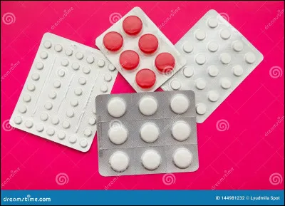 Quel symbole est universellement associé à la médecine depuis lAntiquité ?