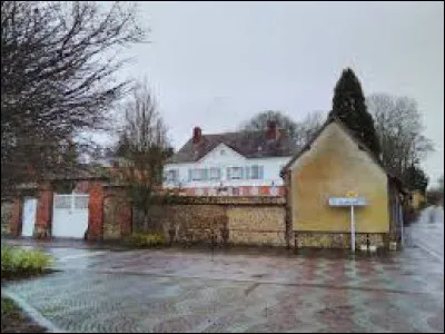 Village Eurois, Gamaches-en-Vexin se situe en région ...