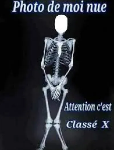 À la naissance, de combien d'os est composé un corps humain ?