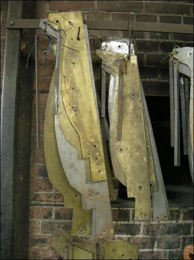 Quel est le premier livre de la s&eacute;rie des Maigret, de Simenon ?