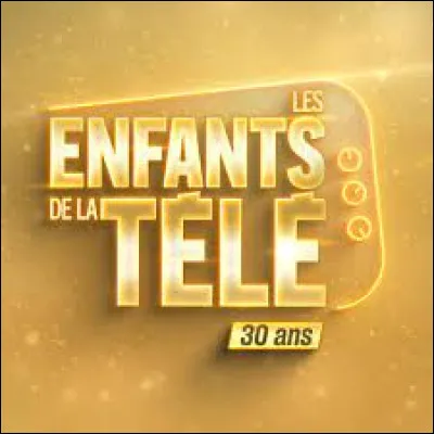 L'émission "Les Enfants de la télé", actuellement diffusée le dimanche sur France 2, est présentée par Laurence Boccolini.
