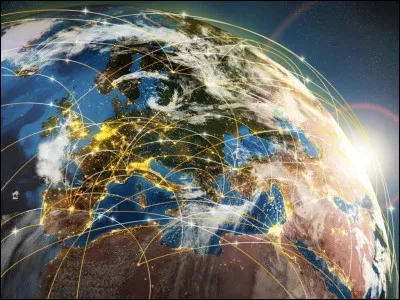 Je suis triplement importante dans ce phénomène quest la mondialisation. Quelle lettre suis-je ?