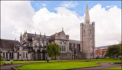 Quel est l'autre nom de "La verte Erin" ?