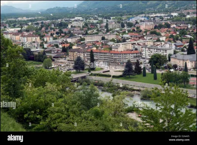 Le zéro absolu correspond à une température de 0 kelvin, autrement dit à quelle température Celsius ?