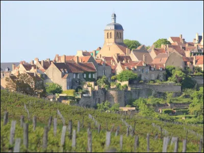 Ah ! Ah ! La roche de Solutré, savez-vous où la trouver ?