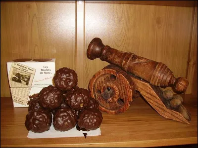 De quelle ville le boulet est-il une spécialité chocolatière ?