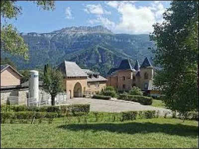 Ancienne commune Iséroise, Saint-Julien-de-Raz se situe en région ...