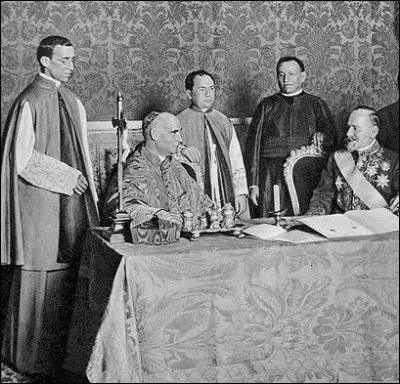 En 1801, la cathédrale accueille deux conciles, le second servant...