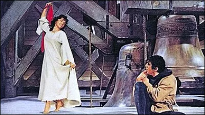 Qui est le réalisateur de film "Notre-Dame de Paris" en 1956 ?