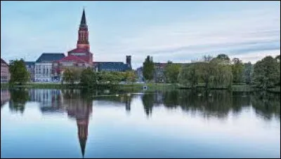 Dans quel pays peut-on voir la ville de Kiel ?