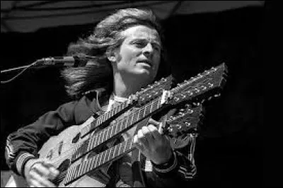 Il est absent des Kinks. Qui est-ce ?