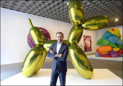 Qui est ce sculpteur et plasticien américain en K de style kitsch néo-pop américain ?