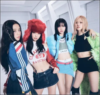 Avec combien de membres étaient-elles censées commencer ?