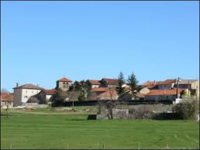 Village Altiligérien, Saint-Pierre-du-Champ se situe en région ...