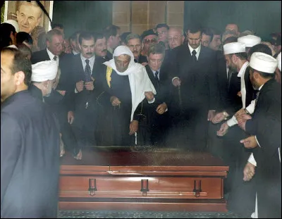 En juin 2000, lors de la mort d'Hafez el-Assad, que fait la France ?