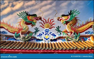 Quelle est la couleur du feu craché par un dragon chinois traditionnel ?