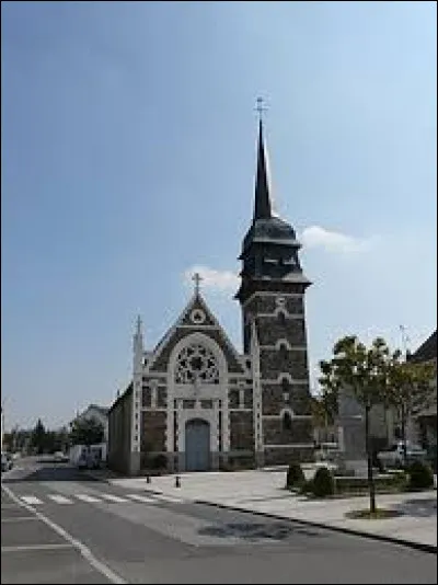Vous avez sur cette image l'église Notre-Dame, au Gâvre. Commune des Pays-de-la-Loire, dans l'arrondissement de Châteaubriant-Ancenis, elle se situe dans le département ...