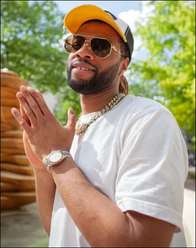 En quelle année AMK commence-t-il le rap ?