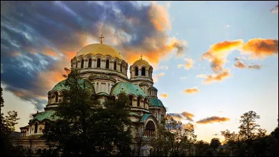 Dans quel pays se trouve la ville de Bourgas ?