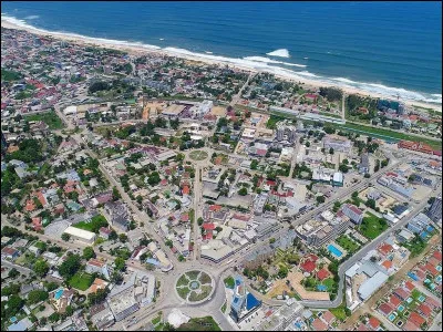 Dans quel pays se trouve la ville de Pointe-Noire ?