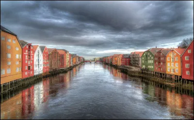 Dans quel pays se trouve la ville de Trondheim ?
