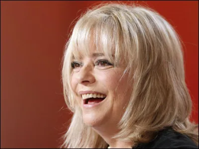 Pourquoi est connue Agnès Souret ?