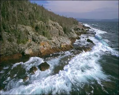 Quel est le plus vaste des grands lacs amricains ?