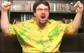 Quel est le titre de l'excellente srie de chroniques d'anciens jeux videos diffus sur le net ?