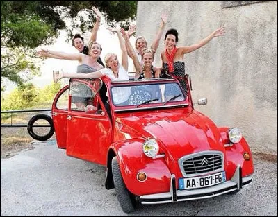 Encore une Citroën mais plus ancienne. C'est...