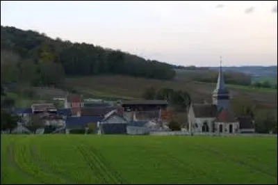 Je vous emm&egrave;ne dans les Hauts-de-France, &agrave; Augy. Petit village de 70 habitants, dans l'ire d'attraction Soissonnaise, il se situe dans le d&eacute;partement ...