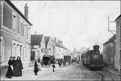 Une autre invention va faciliter le déplacement des peintres vers Barbizon. En quelle année est installé le chemin de fer entre Paris et Fontainebleau ?