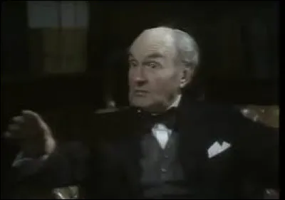 Retraité de lÉtat, Parker Pyne change complètement de carrière quel métier exerce-t-il à présent ?