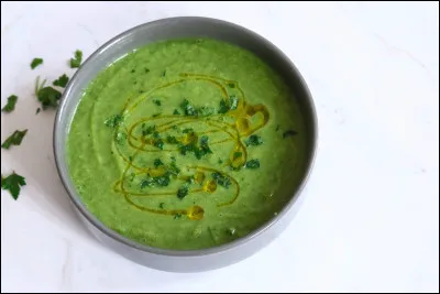 Ceci est loin d'être ma soupe favorite, et pourtant c'est son nom ! Avec quels légumes est-elle composée ?