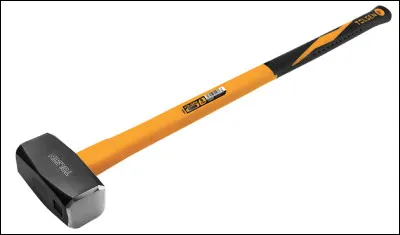 Quel est le nom de cet instrument de frappe, un outil de percussion à deux mains, constitué d'une lourde tête métallique et d'un long manche ?