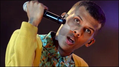 Vrai ou faux ? Dans le clip de "Quand c'est ?", il y a des pattes d'araignée.